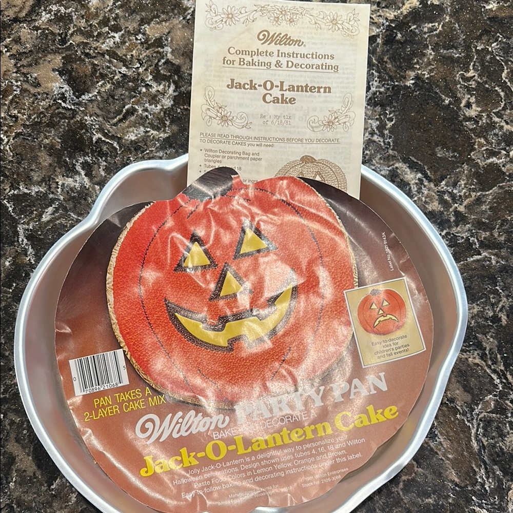 Wilton Orange Pumpkin Party Decoration